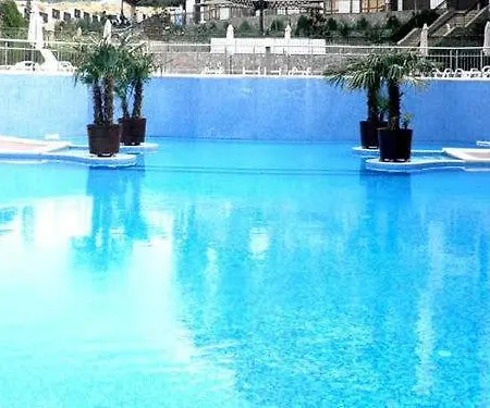 Royal Palm Aparthotel *
